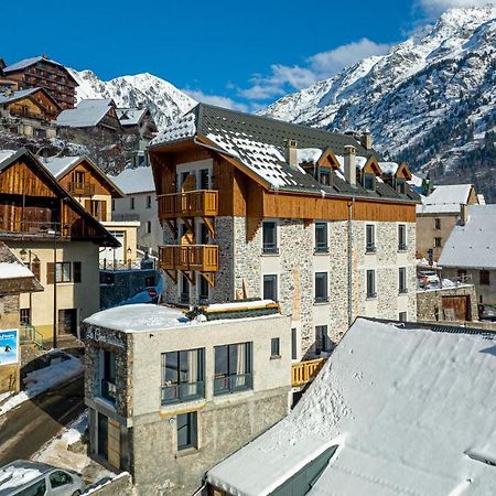Madame Vacances Hotel Les Cimes 瓦约尼 外观 照片