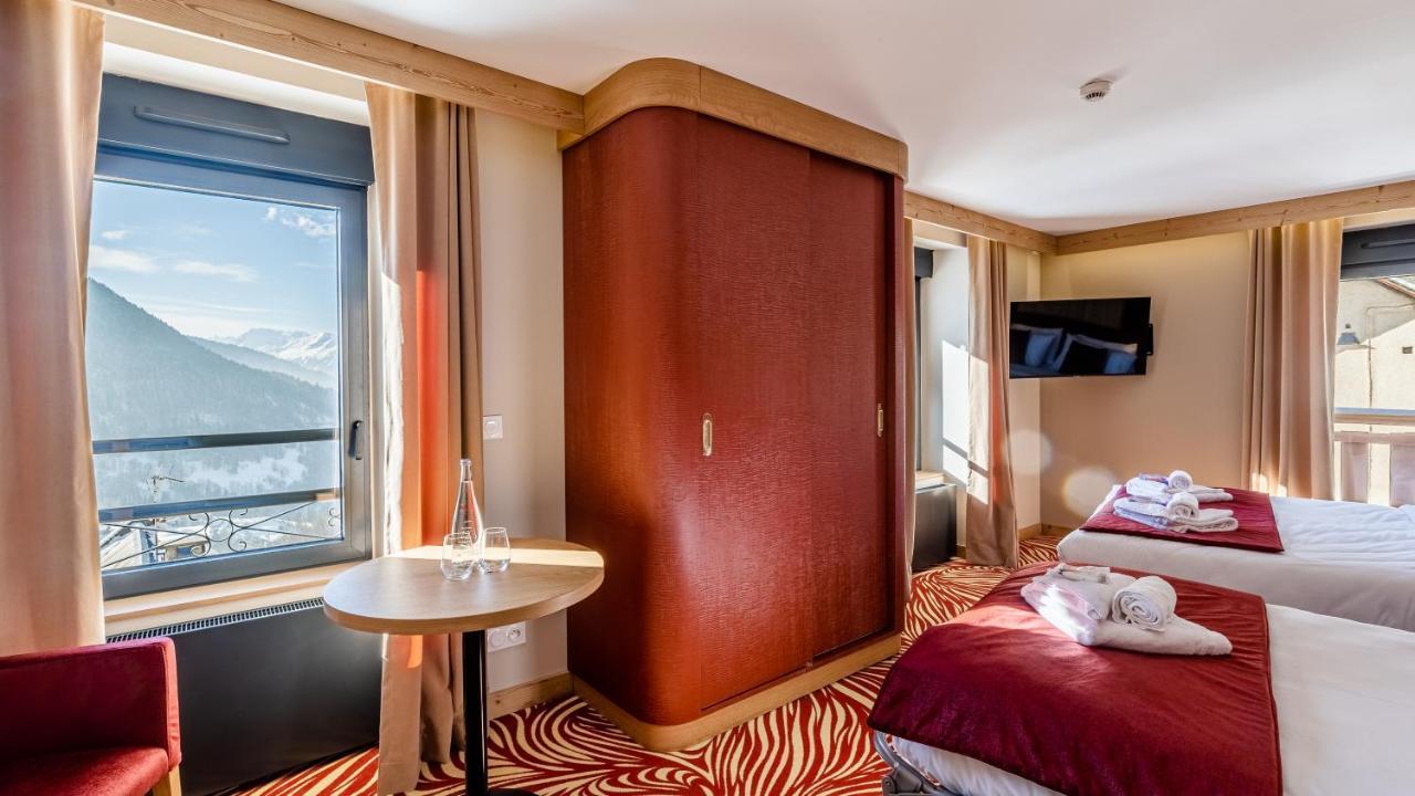 Madame Vacances Hotel Les Cimes 瓦约尼 外观 照片